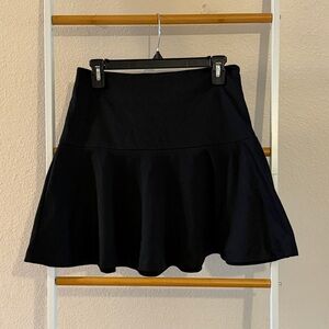 Hinge Elegant Black Circle Skirt